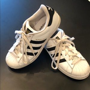 Adidas Superstar Sneakers